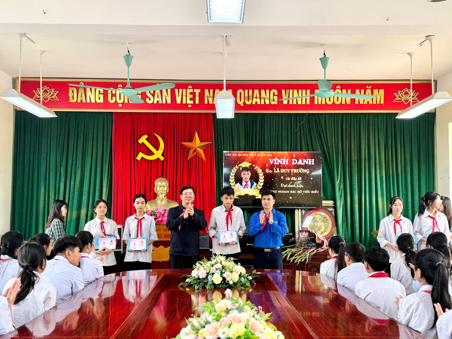 ĐH Cháu ngoan Bác Hồ (22)