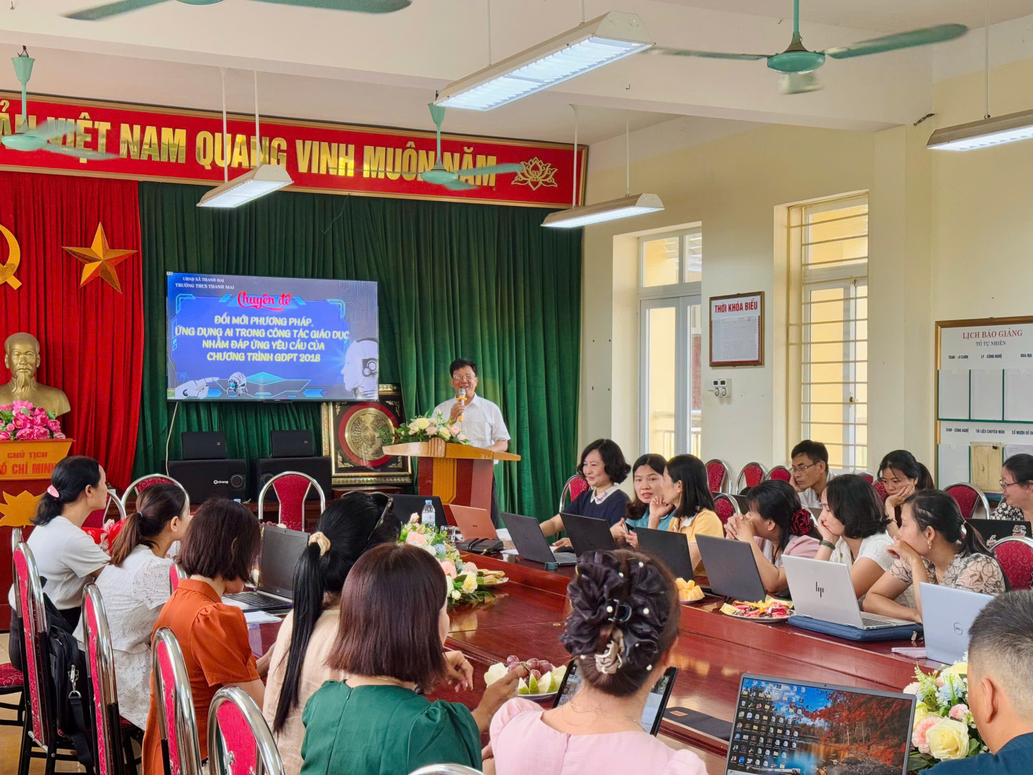 Tập huấn AI (3)